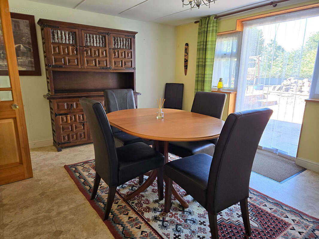 HAUTE-VIENNE - Charmante propriété en pierre rénovée, prête à être habitée - photo 6