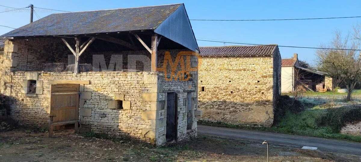 Maison à MONCONTOUR