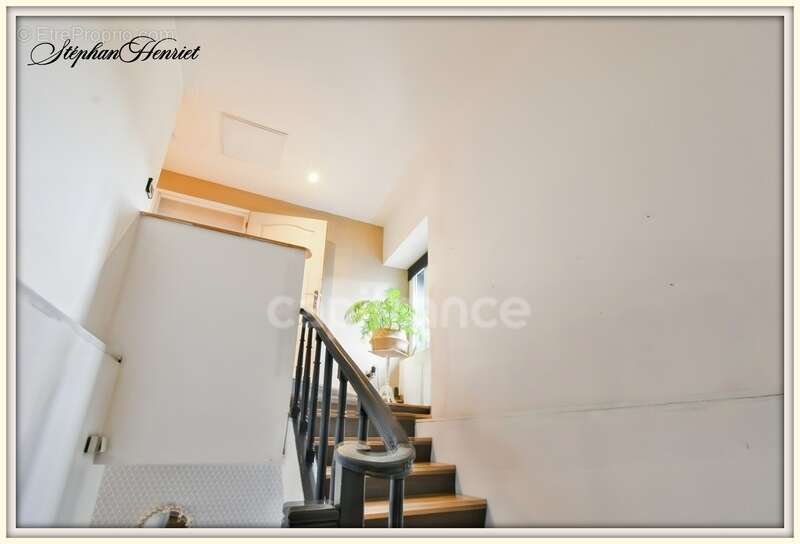 Appartement à VOUZIERS