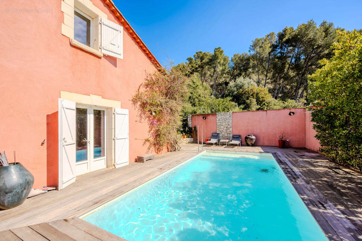 Maison à CARQUEIRANNE