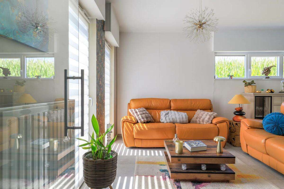 Charmante maison de 148m²- 6 pièces à Gognies-Chaussée - photo 2