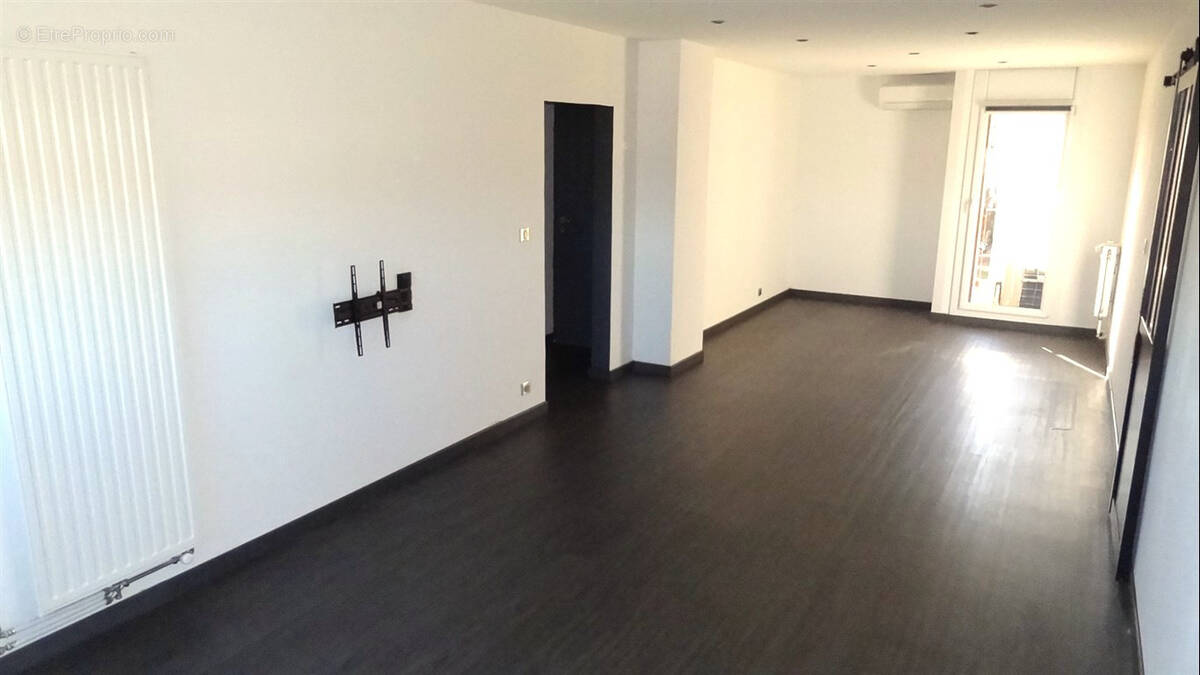 Appartement à HYERES