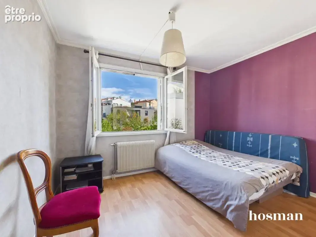 Appartement 4 pièces de 91 m² Carrez avec balcon de 8m2 et garage - Rue Frédéric Mistral/Place des Maisons Neuves - photo 9