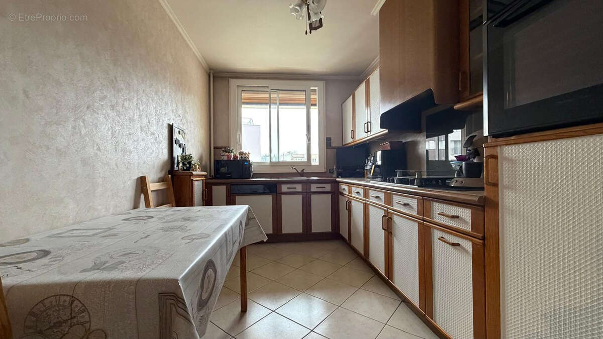 Appartement à LIVRY-GARGAN