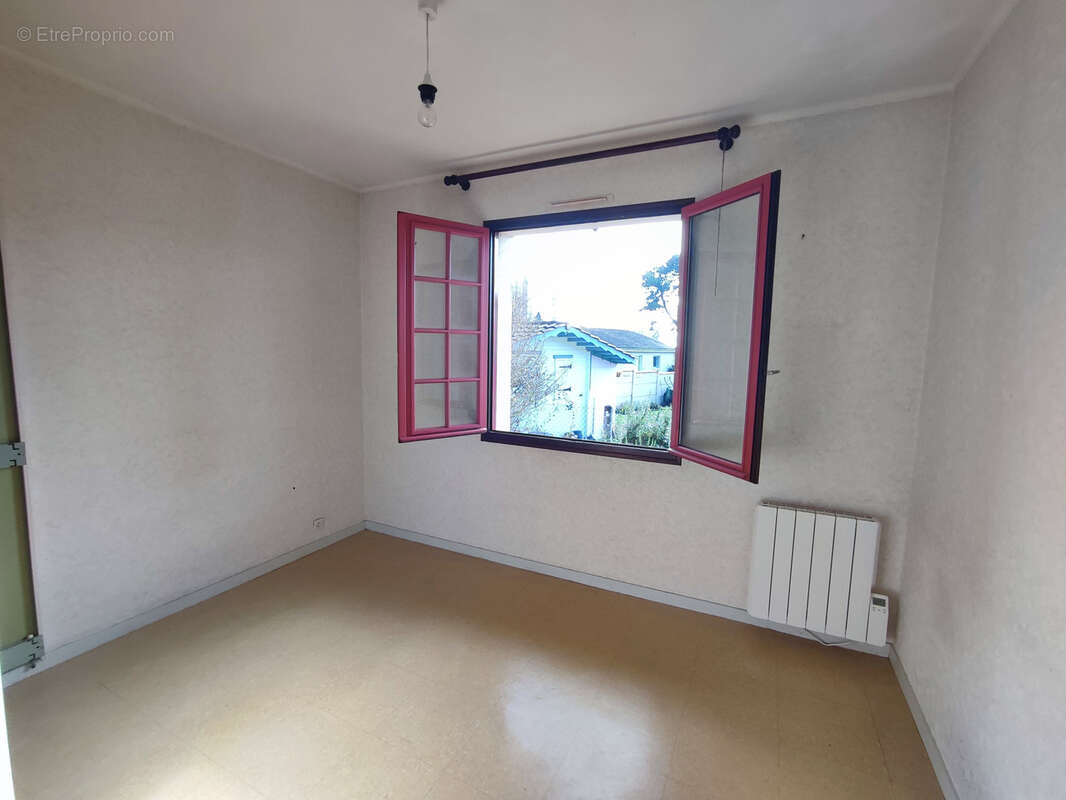 Maison à VILLENAVE-D'ORNON