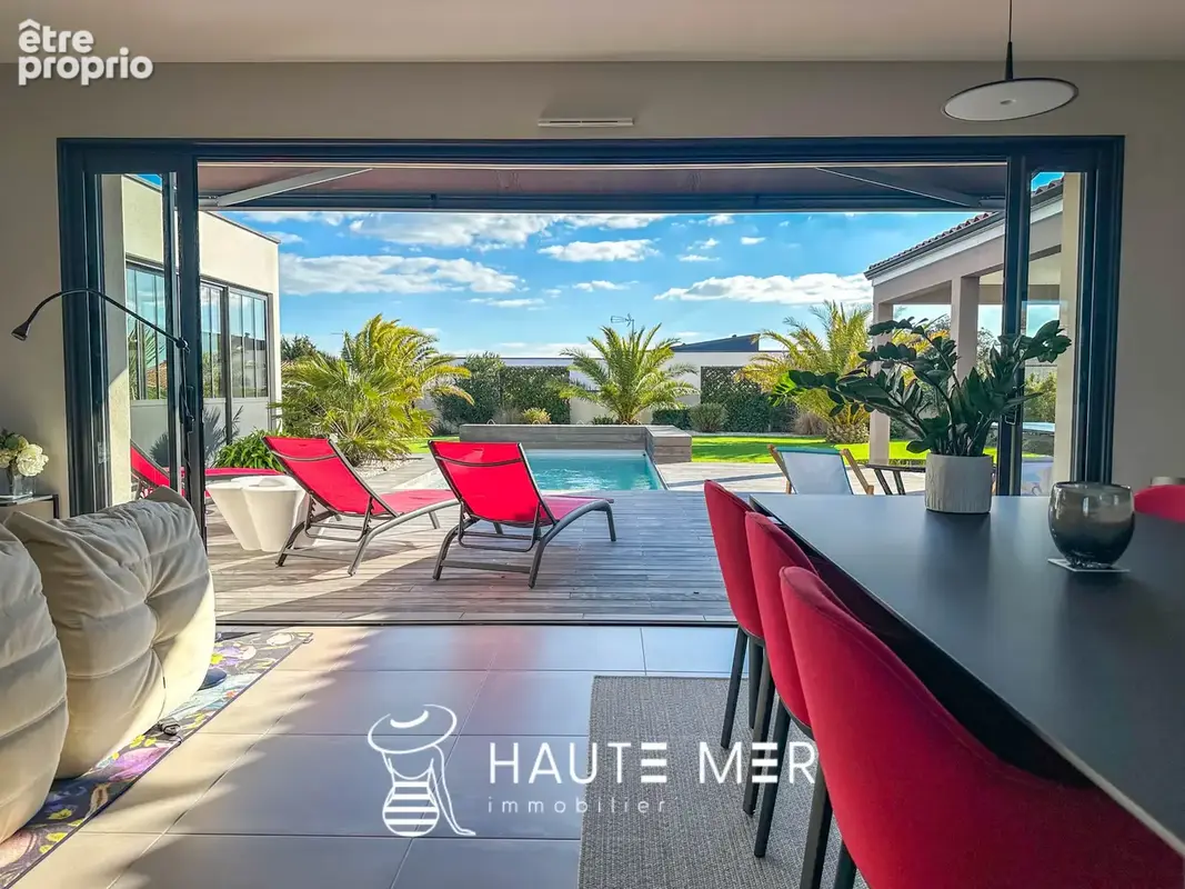 ANTILLES - Villa contemporaine sur plus de 2000 m2 de terrain - photo 3