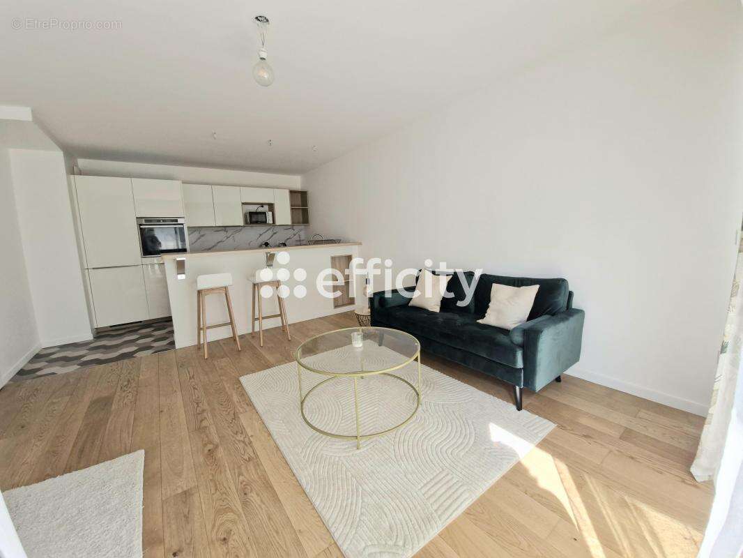 Appartement à CHAMPIGNY-SUR-MARNE