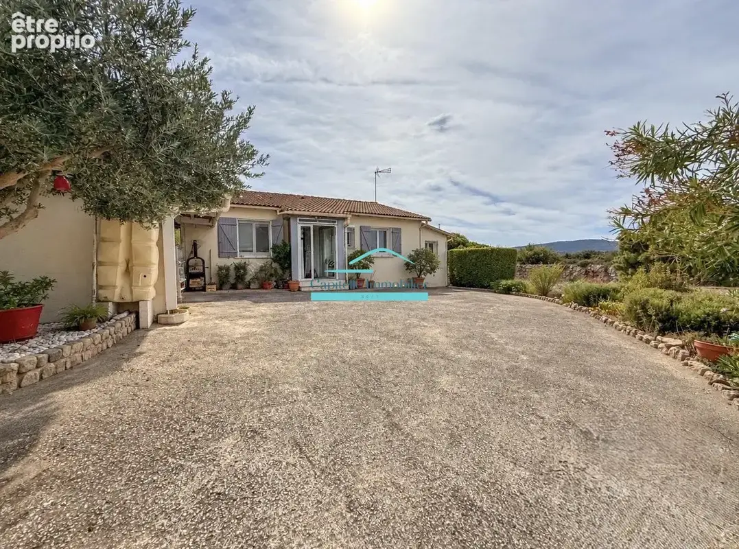 Villa de plain-pied avec piscine et pool housse à Mireval - photo 2