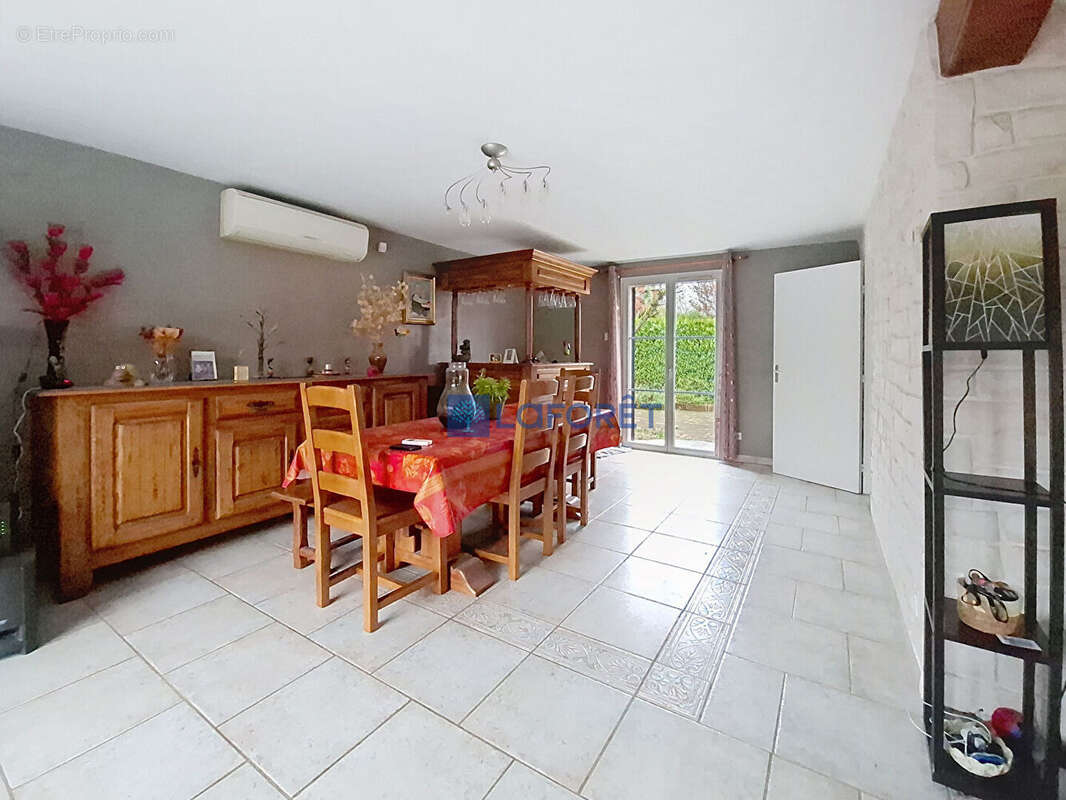 Maison à BAILLY-ROMAINVILLIERS