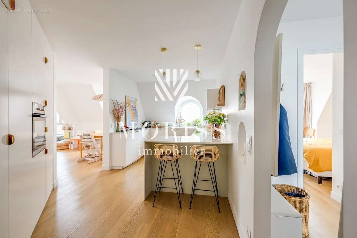 Appartement à PARIS-18E