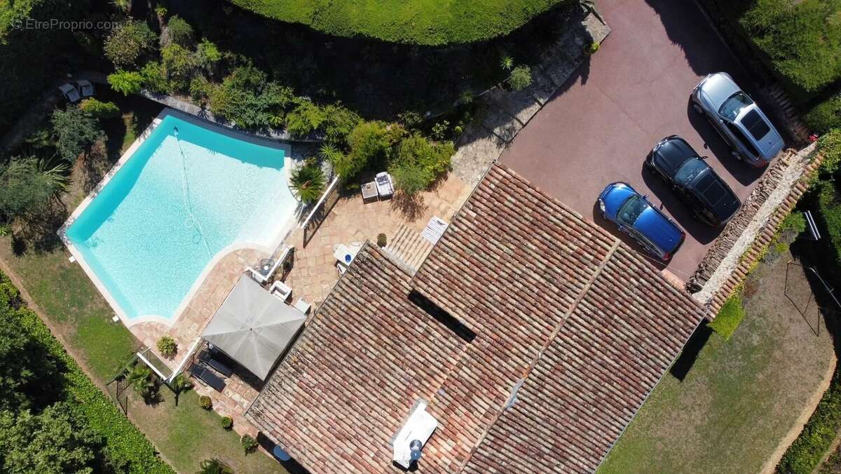 Maison à MOUGINS