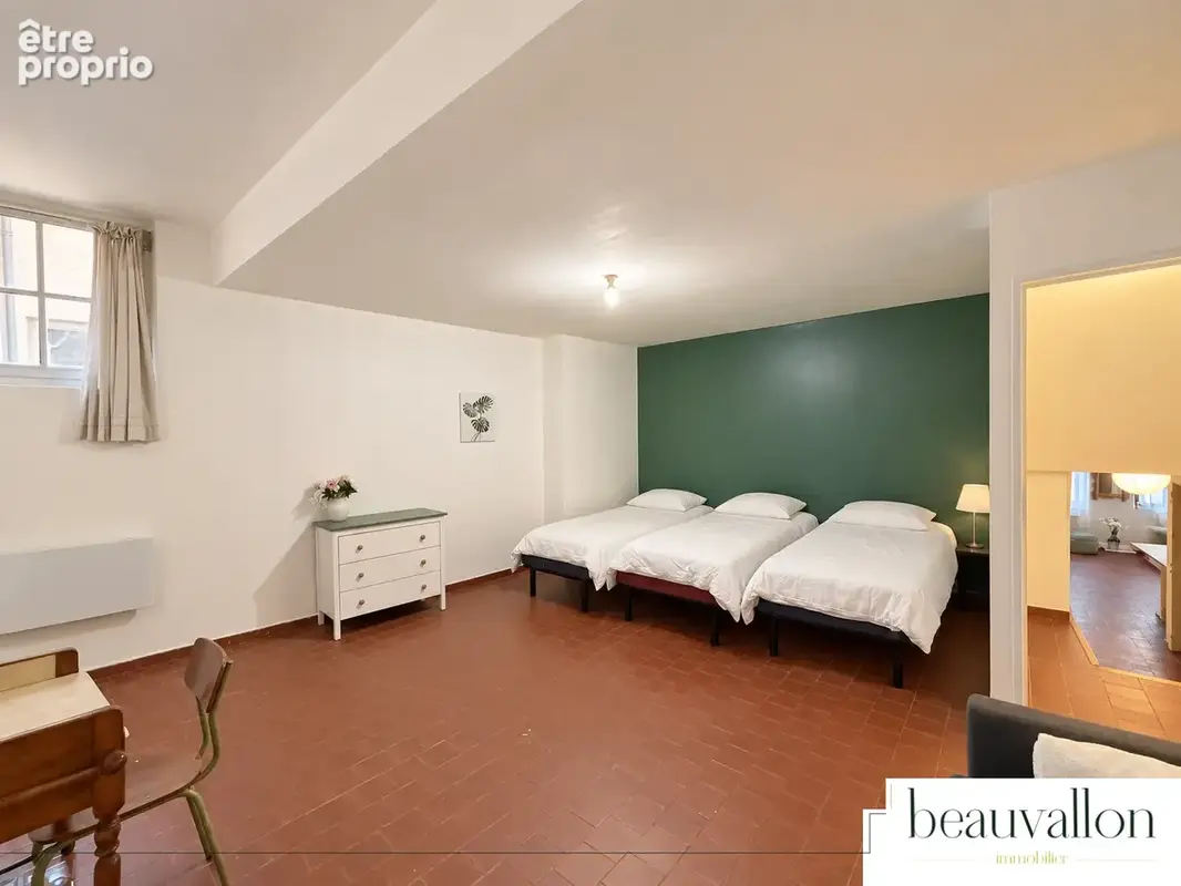 Vente T3 78m2 Marseille 13001 Belsunce - photo 4