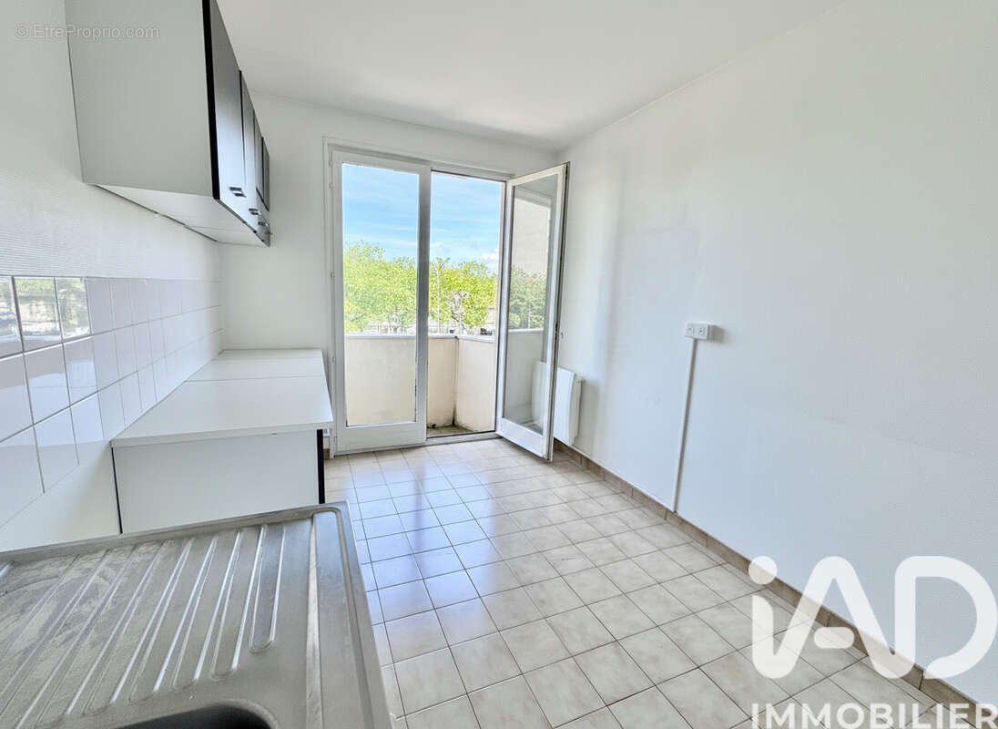 Photo 3 - Appartement à SAINT-ETIENNE