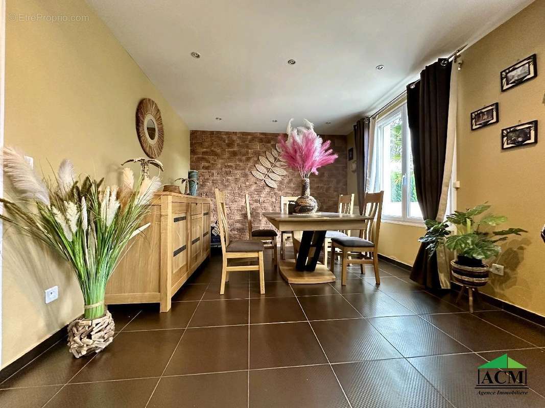 Maison à MERY-SUR-OISE