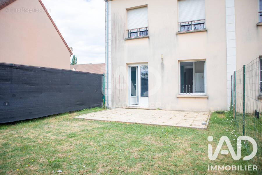 Photo 1 - Appartement à LUMIGNY-NESLES-ORMEAUX
