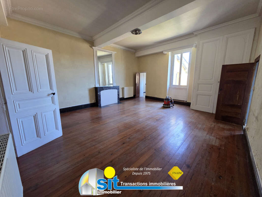 Appartement à ROUSSILLON