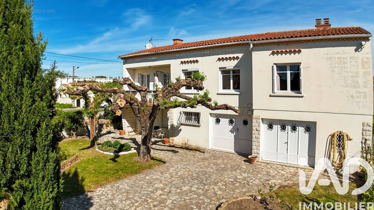 Photo 1 - Maison à ROQUEMAURE