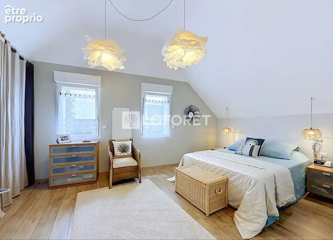 Maison de ville rénovée avec goût et extérieur intimiste - photo 6