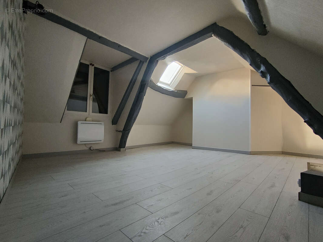 Maison à BEAUVAIS