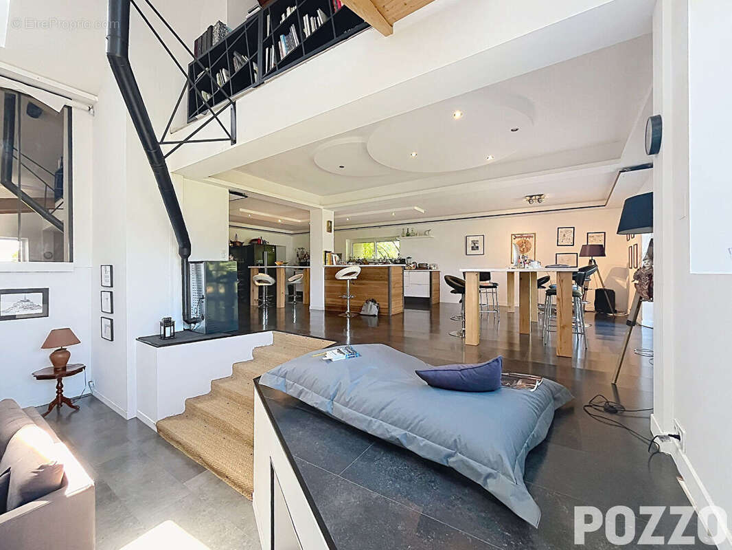 Maison La mouche Loft 280m² terrain 5200 m² proche AVRANCHES  Axé facile A84 - photo 10