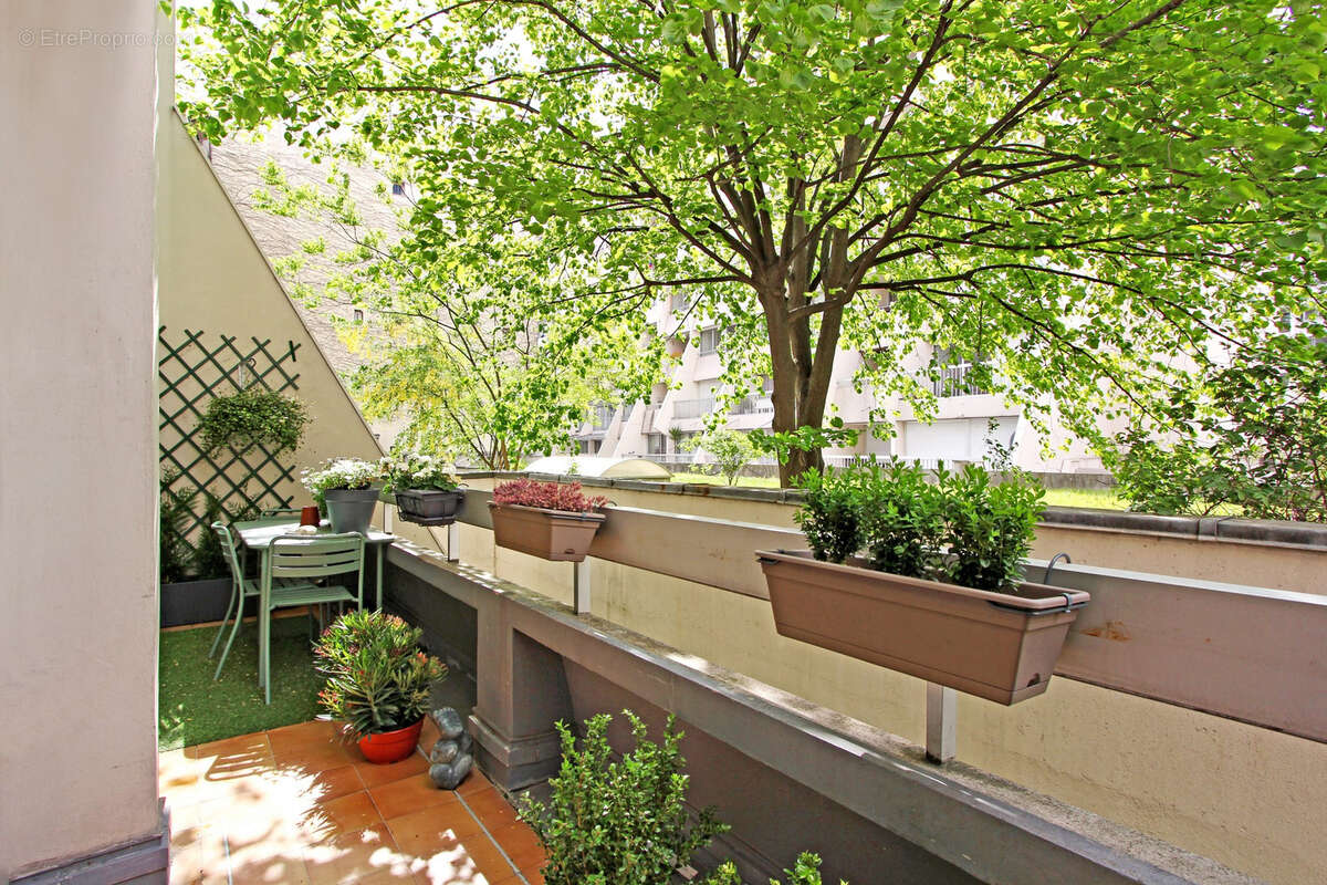 Appartement à PARIS-10E