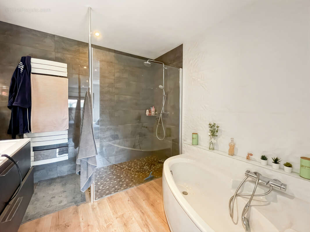 Maison à COURNON-D'AUVERGNE