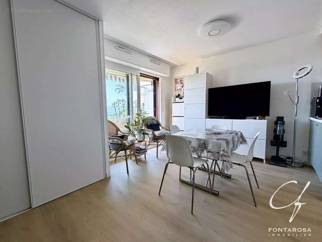 Appartement à SAINT-RAPHAEL