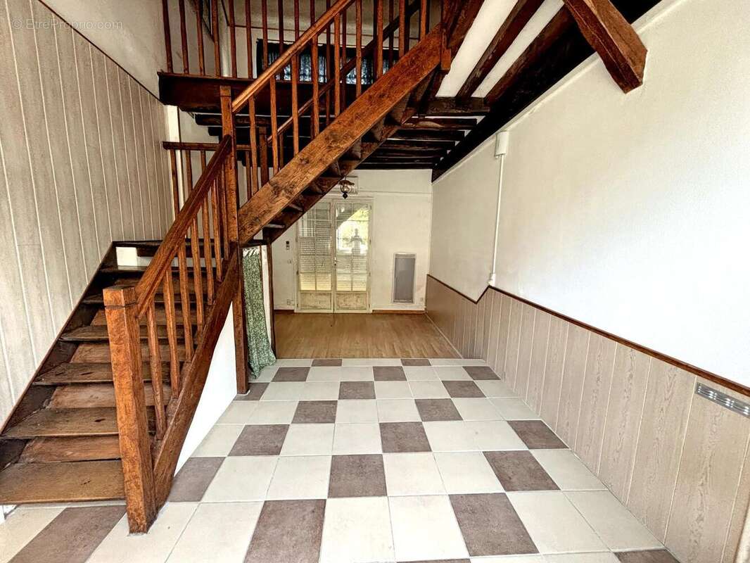 Photo 3 - Maison à CHAMBEUGLE