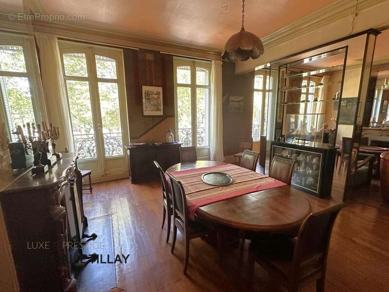 Orleans, centre, a vendre, hôtel particulier 400 m², jardin - photo 10