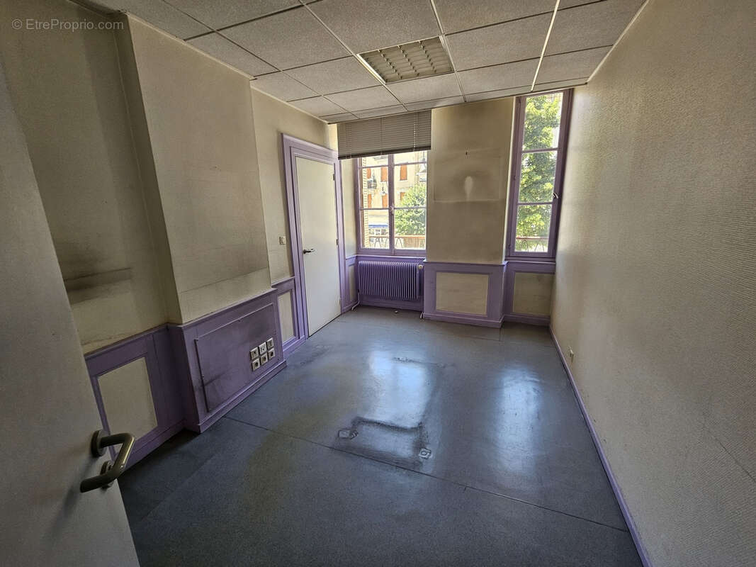 Commerce à SAINT-CLAUDE