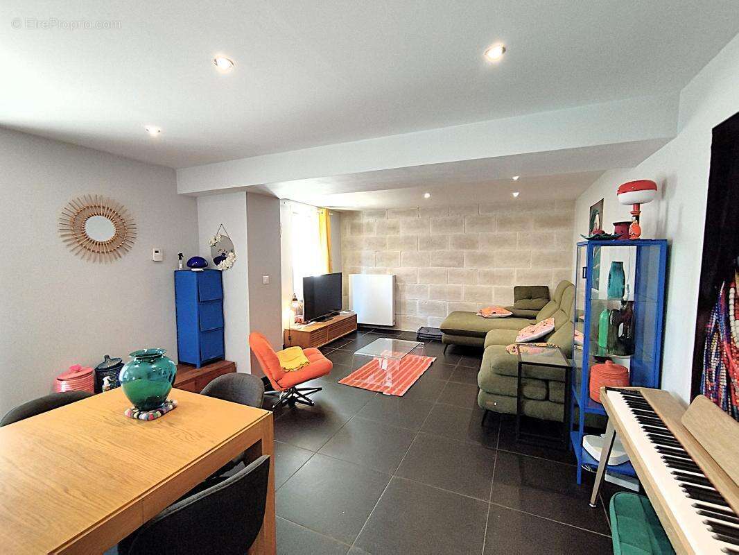 Maison 111 m² à Rochetaillee-Sur-Saone  - photo 3