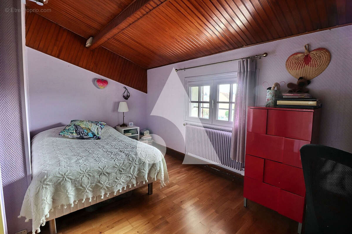 Maison à MERY-SUR-OISE