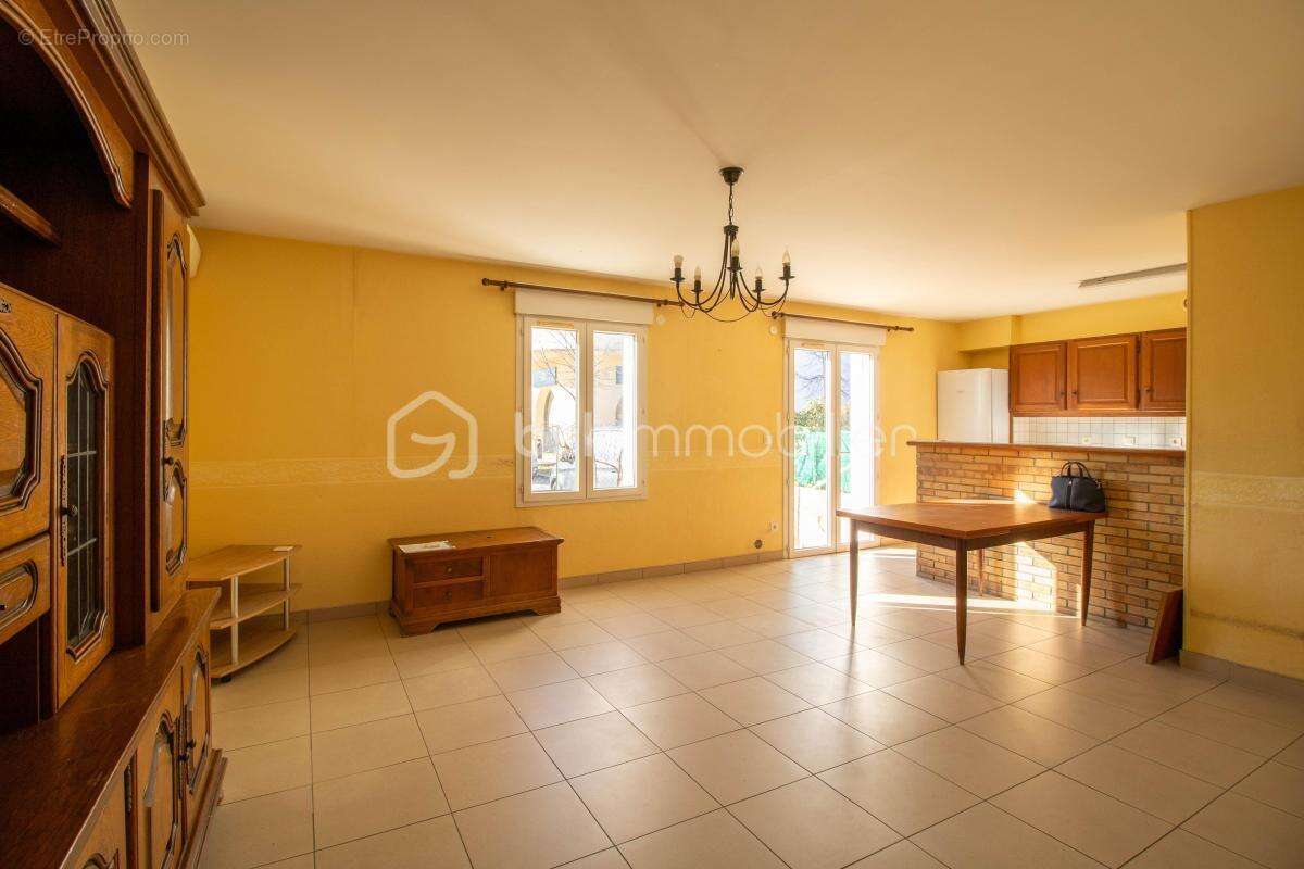 Appartement à BEAULIEU