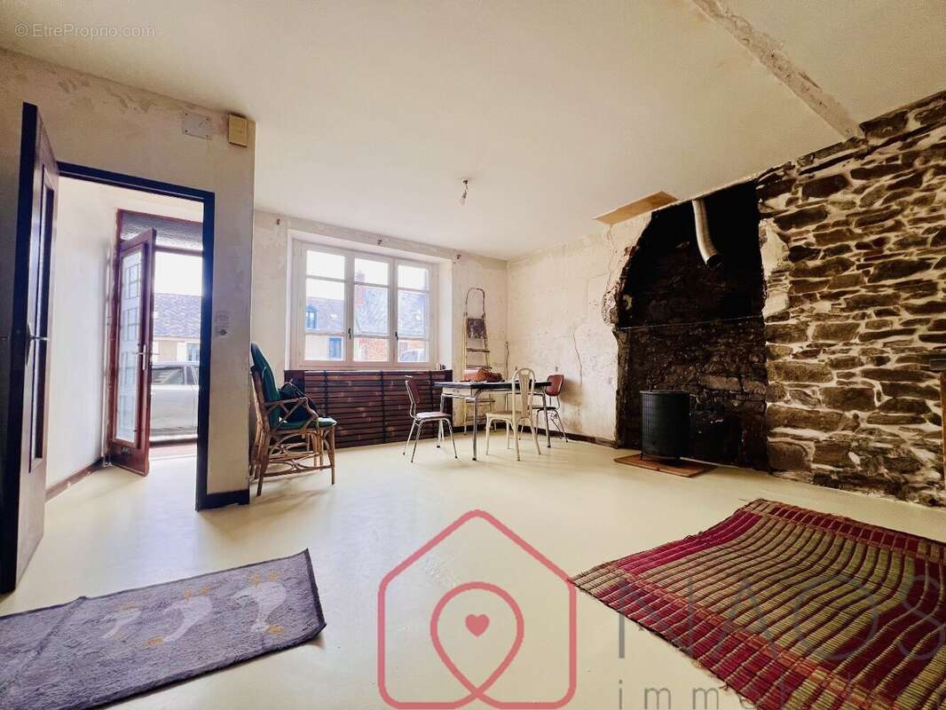 Maison à CHATEAUNEUF-D'ILLE-ET-VILAINE