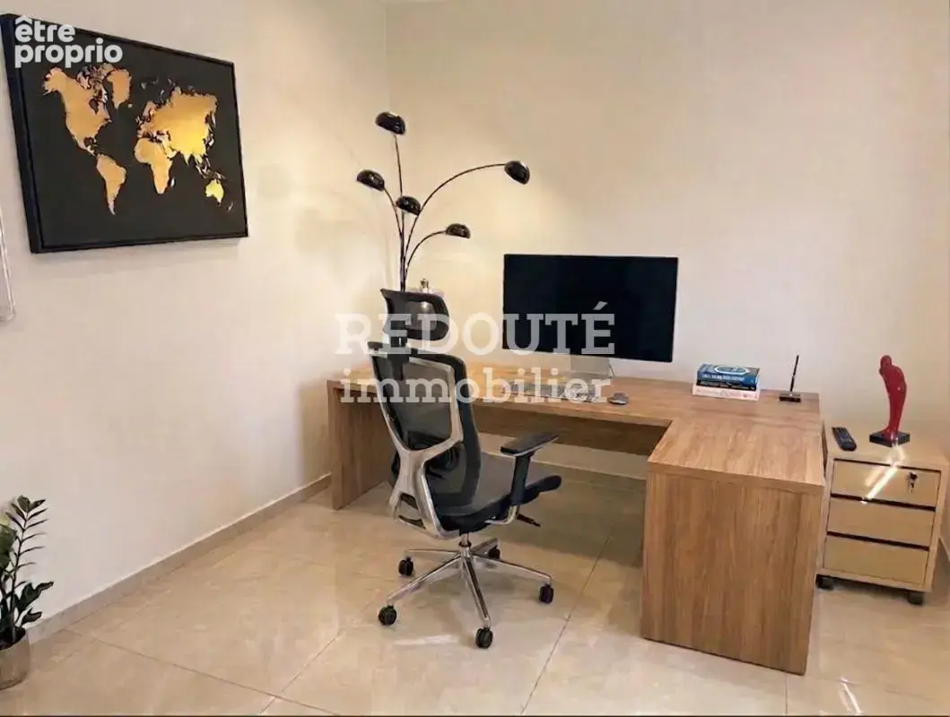 A VENDRE - Maison de 163m2 de plain-pied - FERE-CHAMPENOISE - photo 5