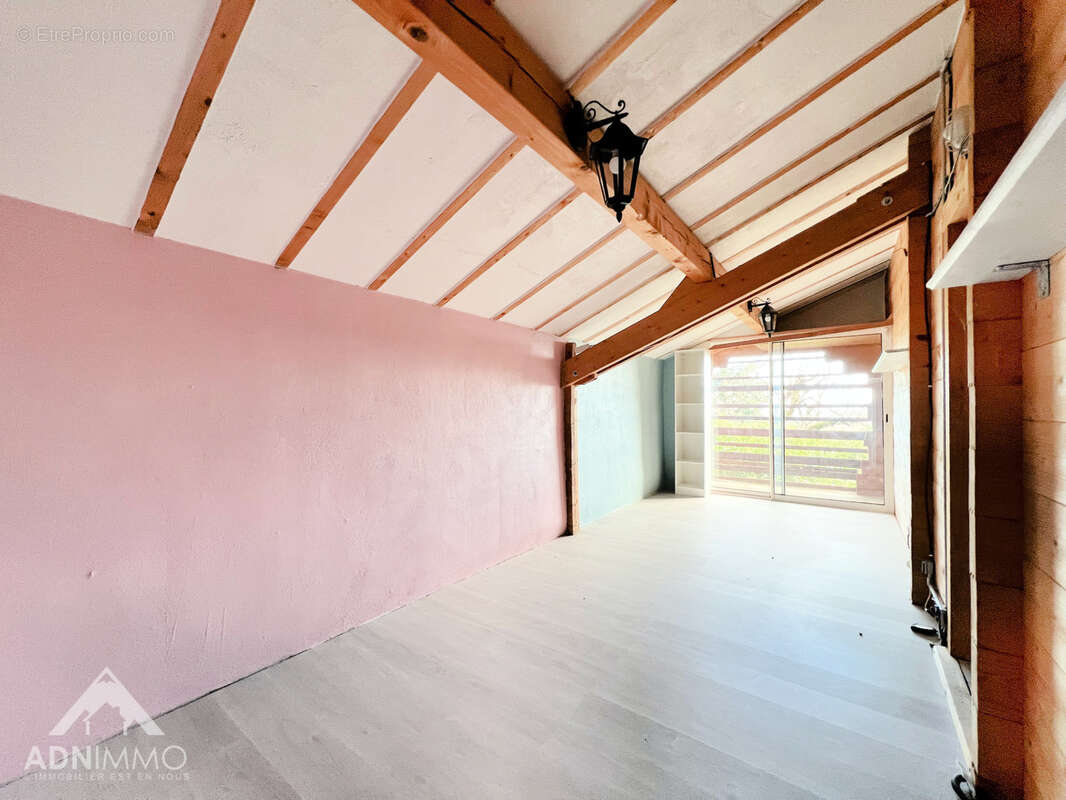 Maison à THOIRY