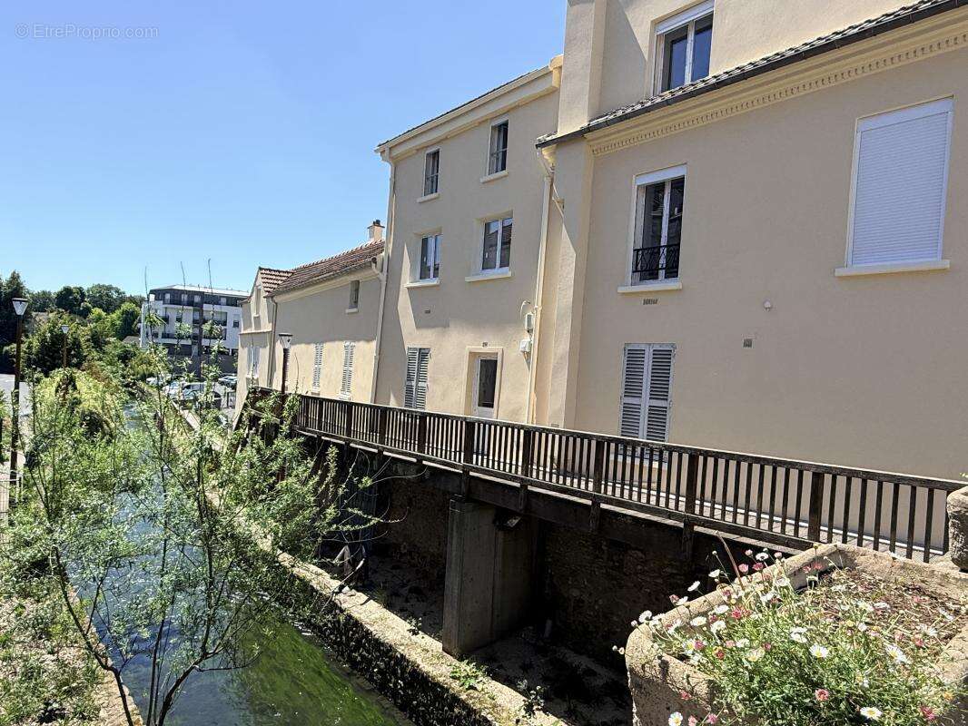 Appartement à CLAYE-SOUILLY