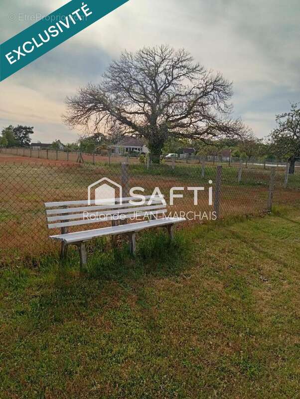 Photo 6 - Terrain à LES BORDES