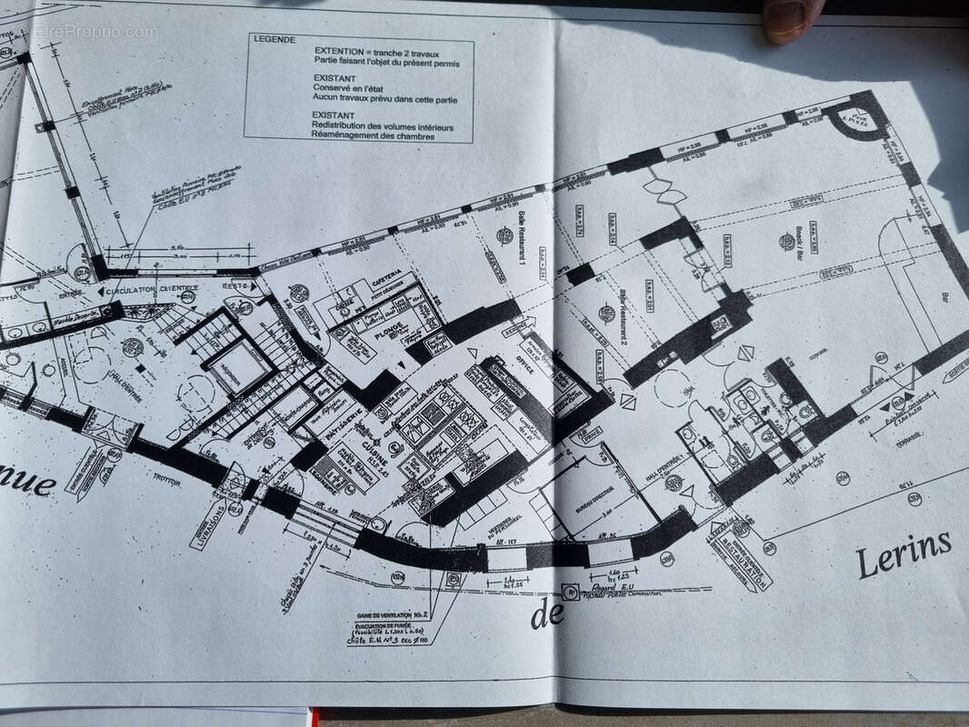 Commerce à MOUSTIERS-SAINTE-MARIE