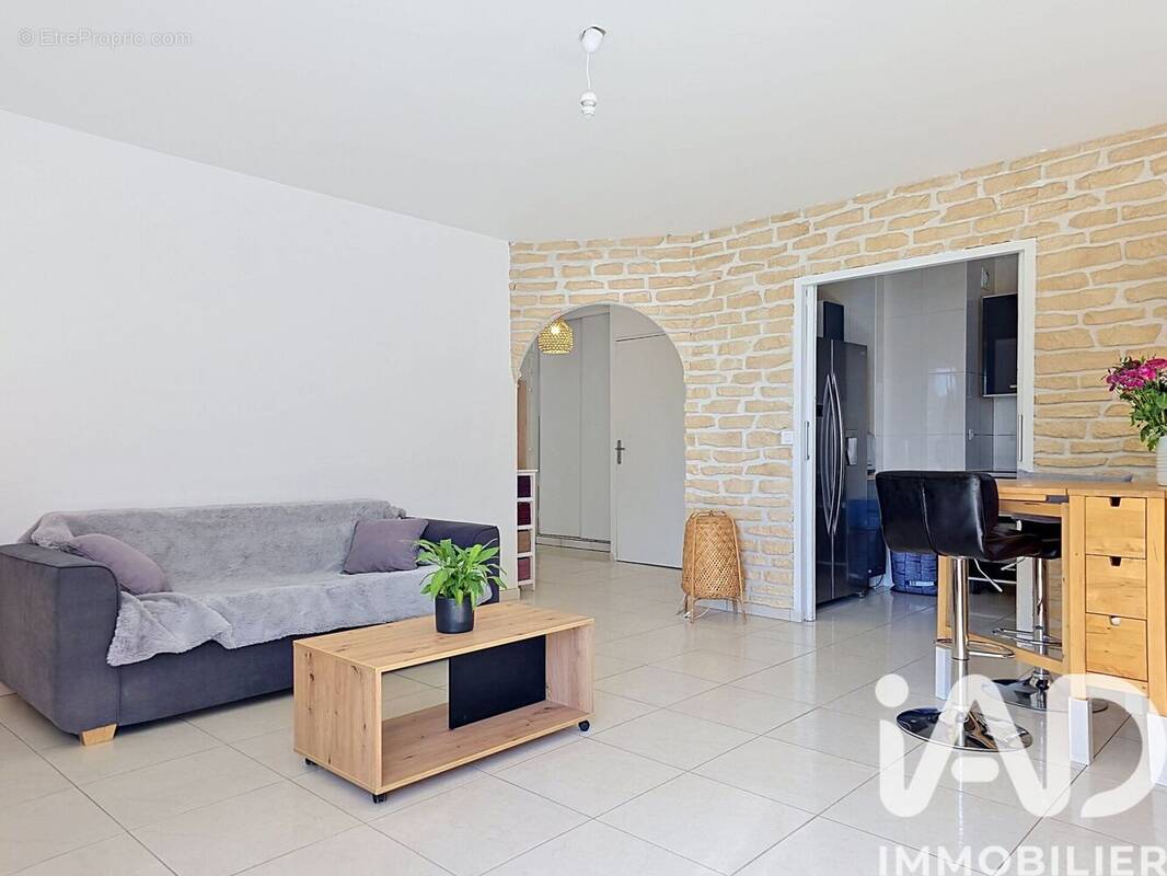 Photo 1 - Appartement à PONTAULT-COMBAULT