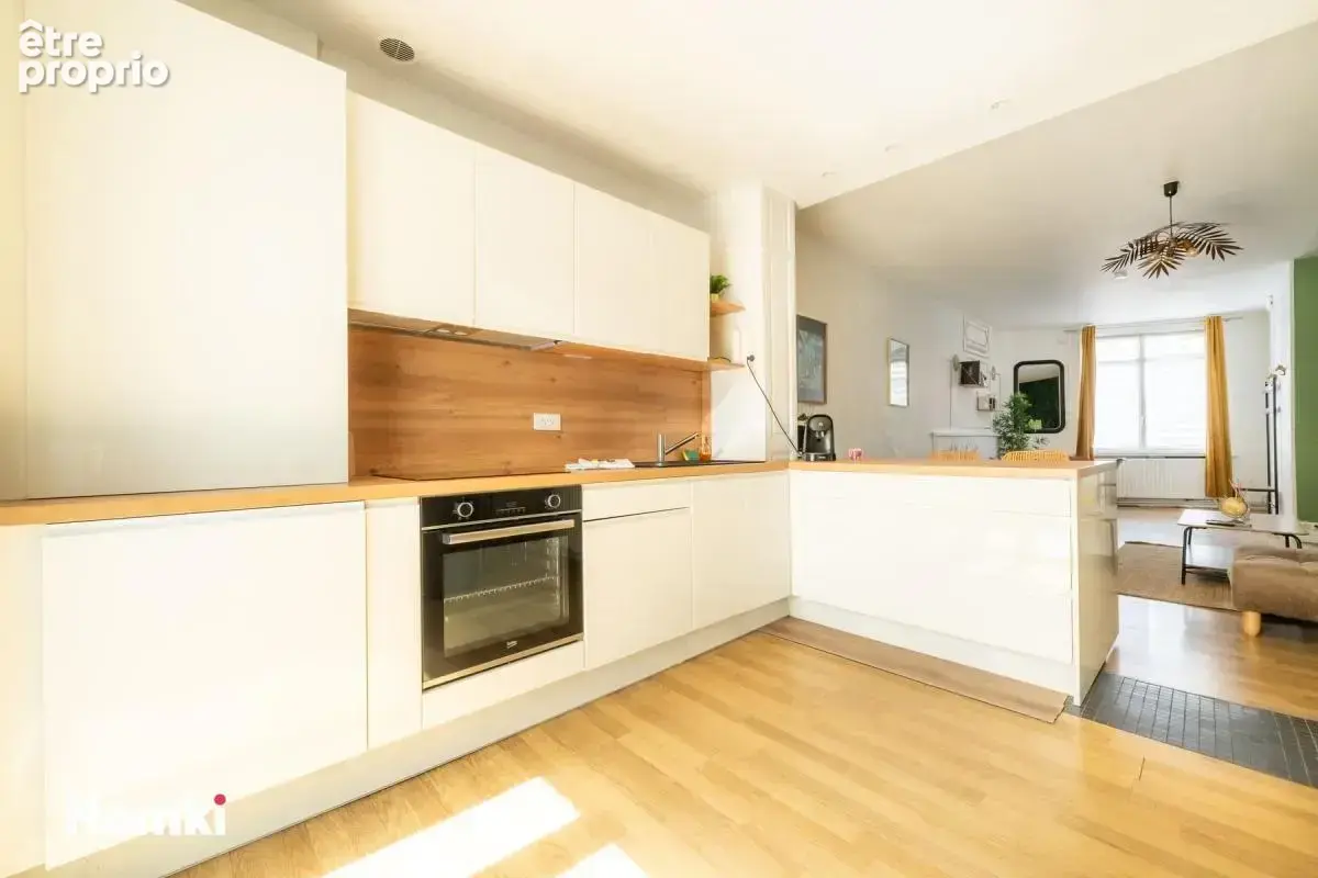 Maison/Villa T4 de 110 m² à Lille 59160 - photo 3