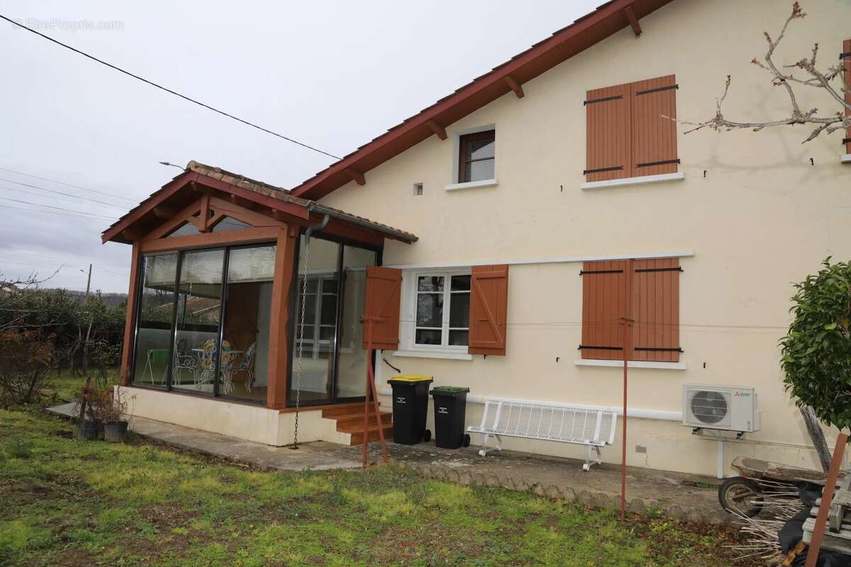 Maison à SAINT-JEAN-DU-FALGA