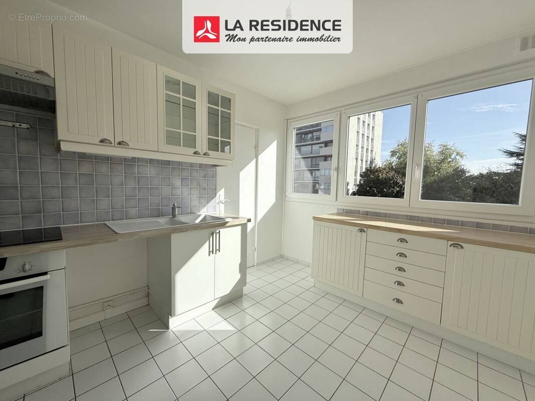 Appartement à VELIZY-VILLACOUBLAY