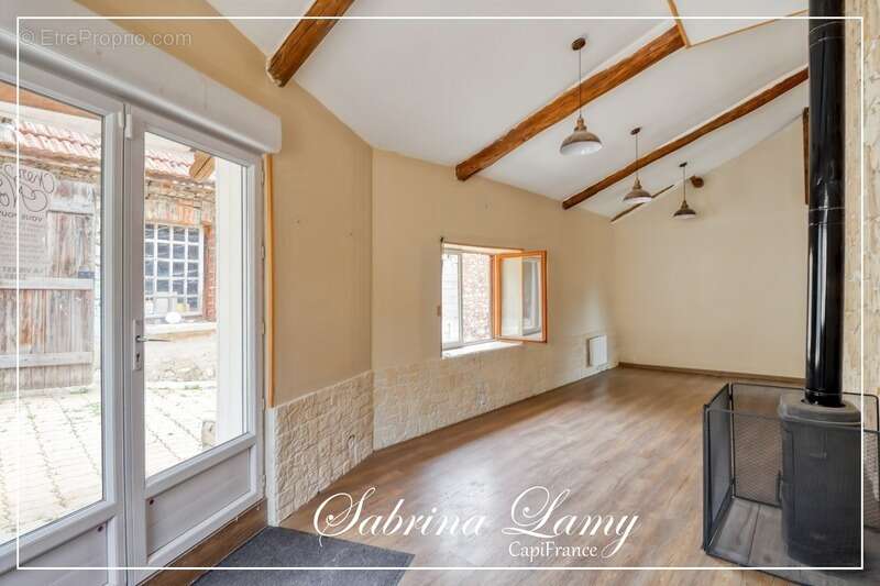  Maison avec dépendance à fort potentiel – Loisy-en-Brie (51130) - Jardin - Terrasse - photo 22