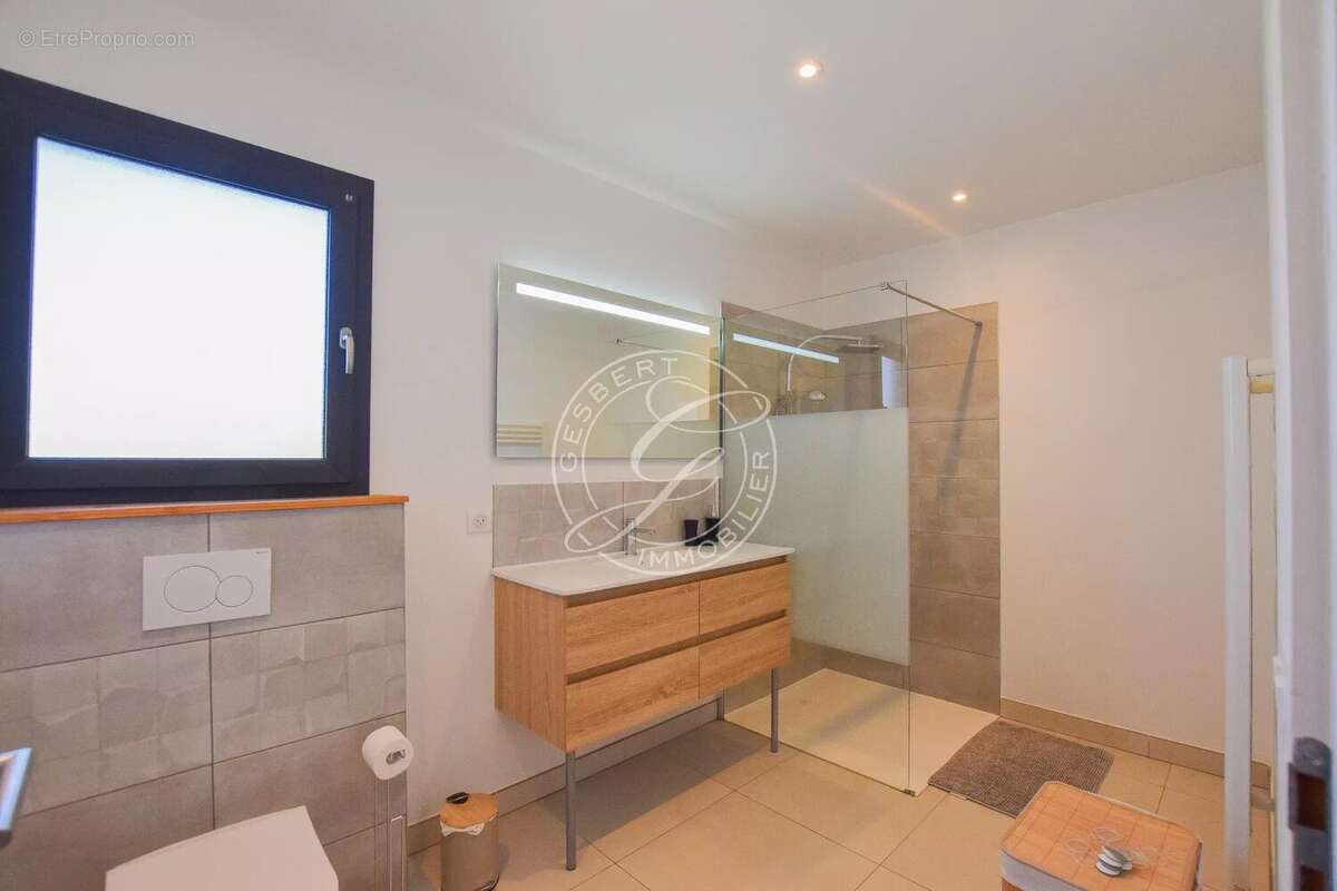 Maison à DRAGUIGNAN