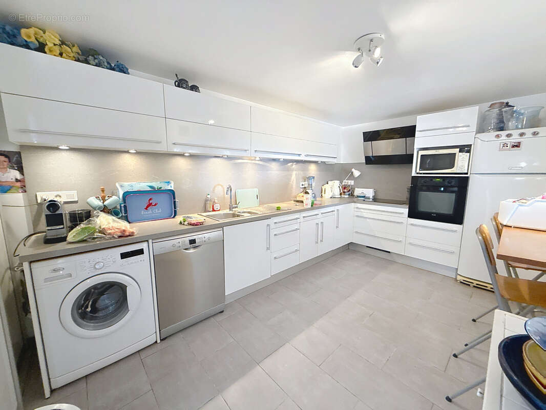 Maison à LES ISSAMBRES