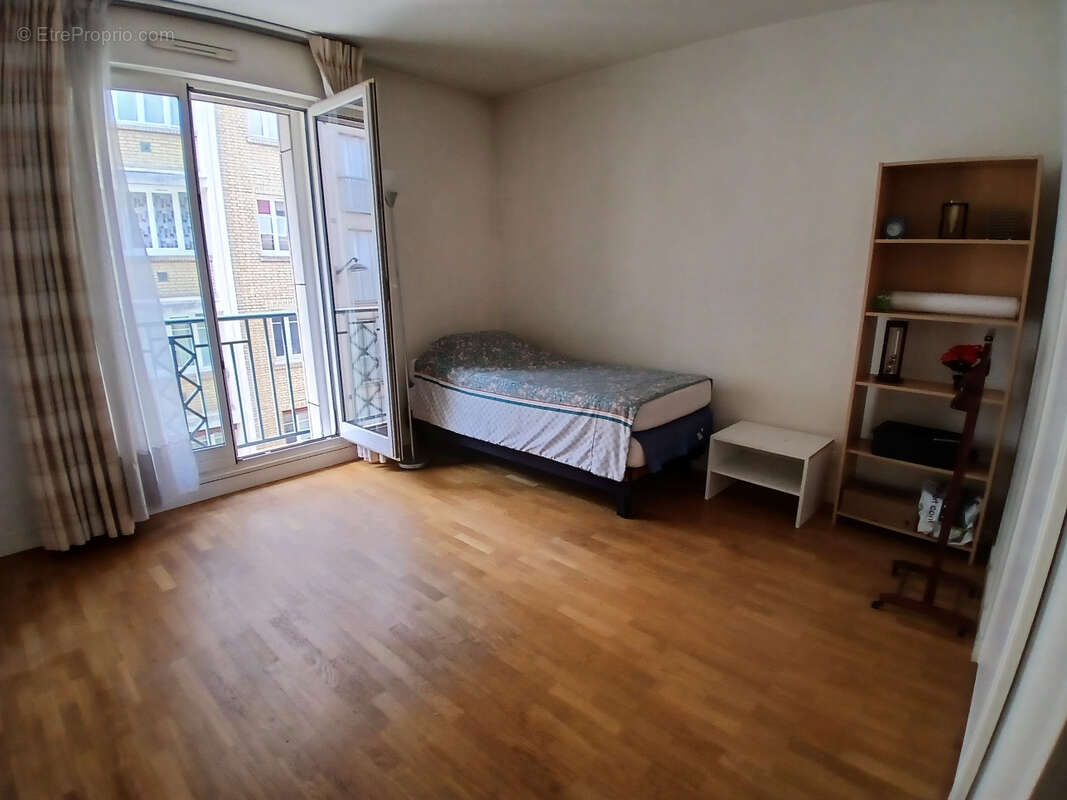 Appartement à PARIS-12E