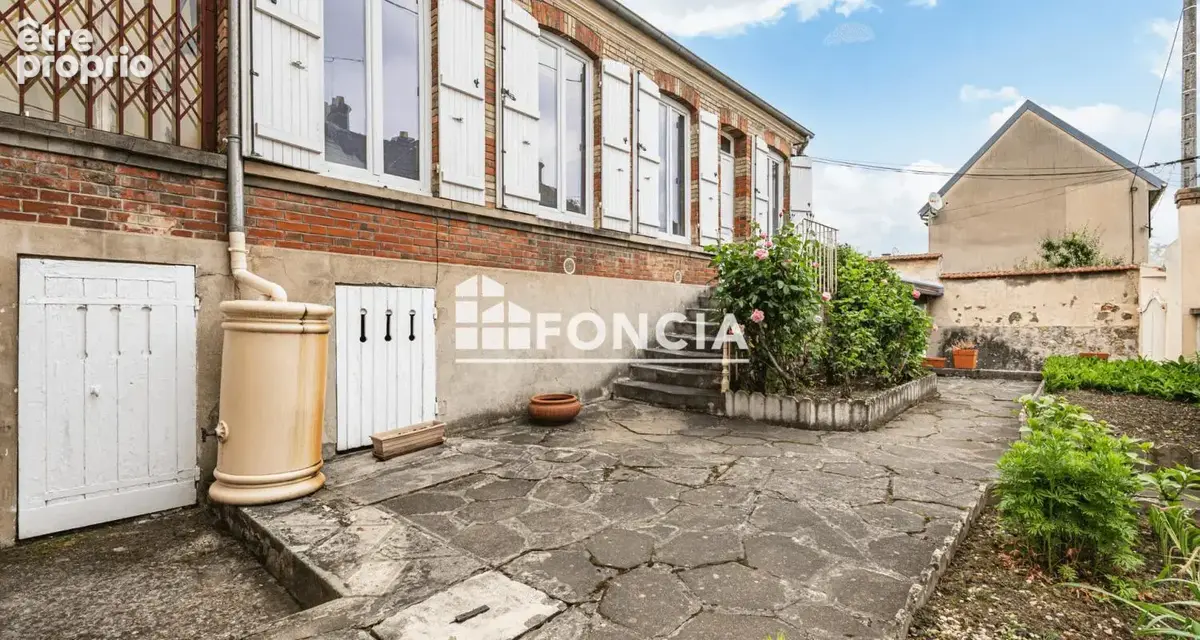 Proche centre-ville de Château-Thierry – Maison bourgeoise de caractère de 154 m² avec cour, dépendance, garage et grenier aména - photo 17
