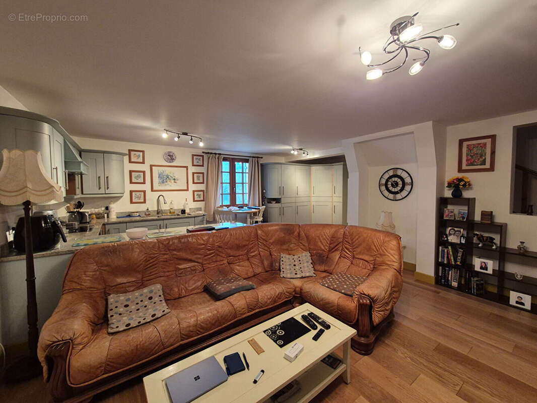 Maison à BEAULIEU-SUR-DORDOGNE