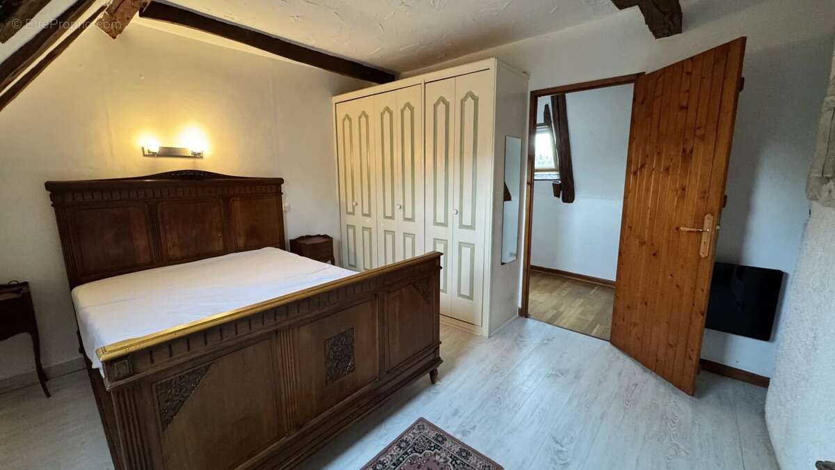 Maison 105 m² à Ladignac-Le-Long  - photo 8